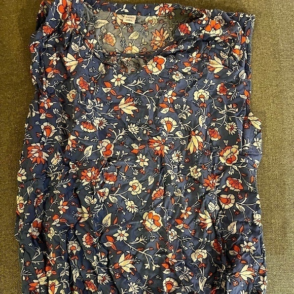 Old Navy Tops - OLD Navy Women's Blouse